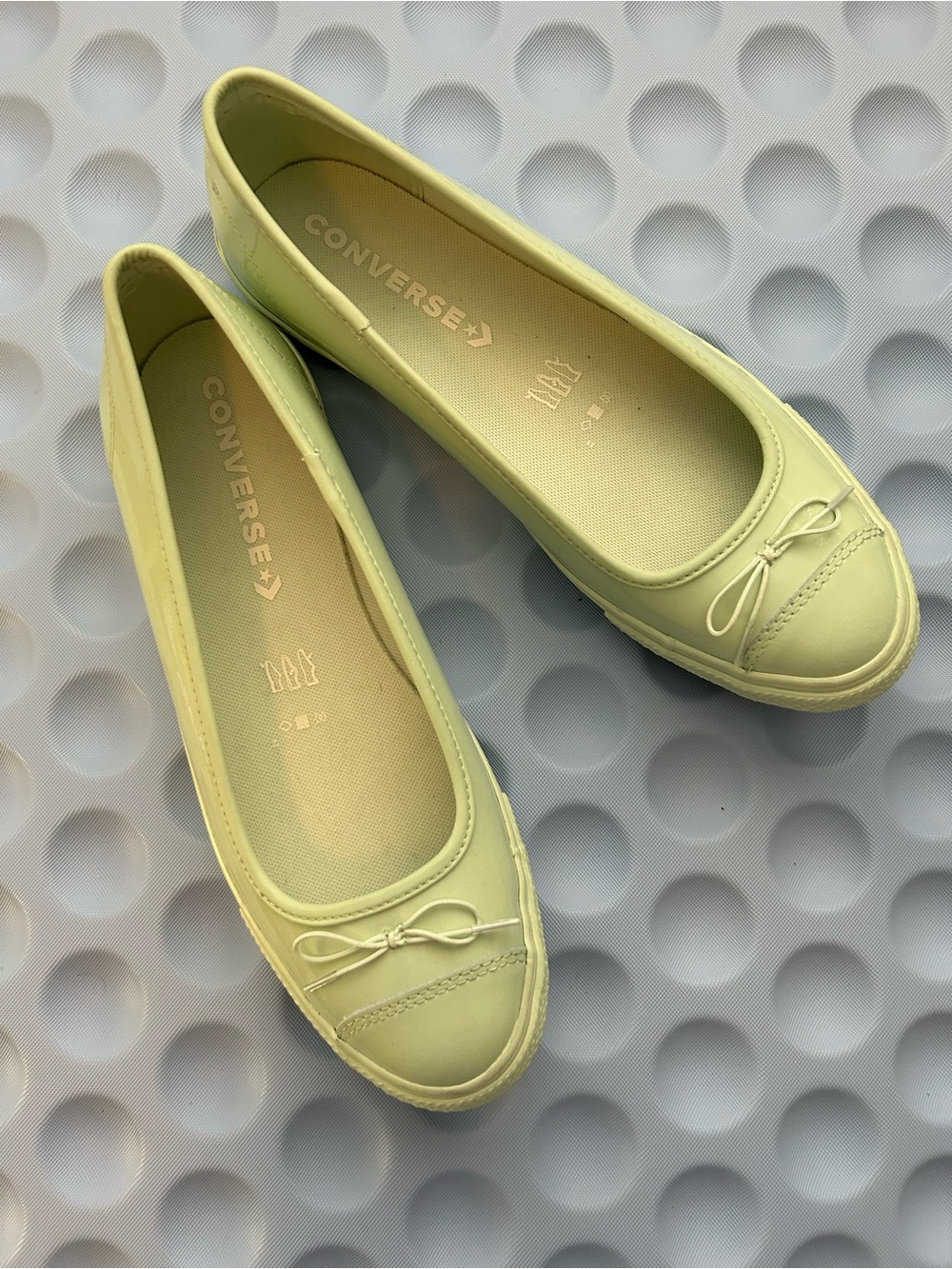 Converse Women's Ballet  Flats New Women’s Converse Size 10